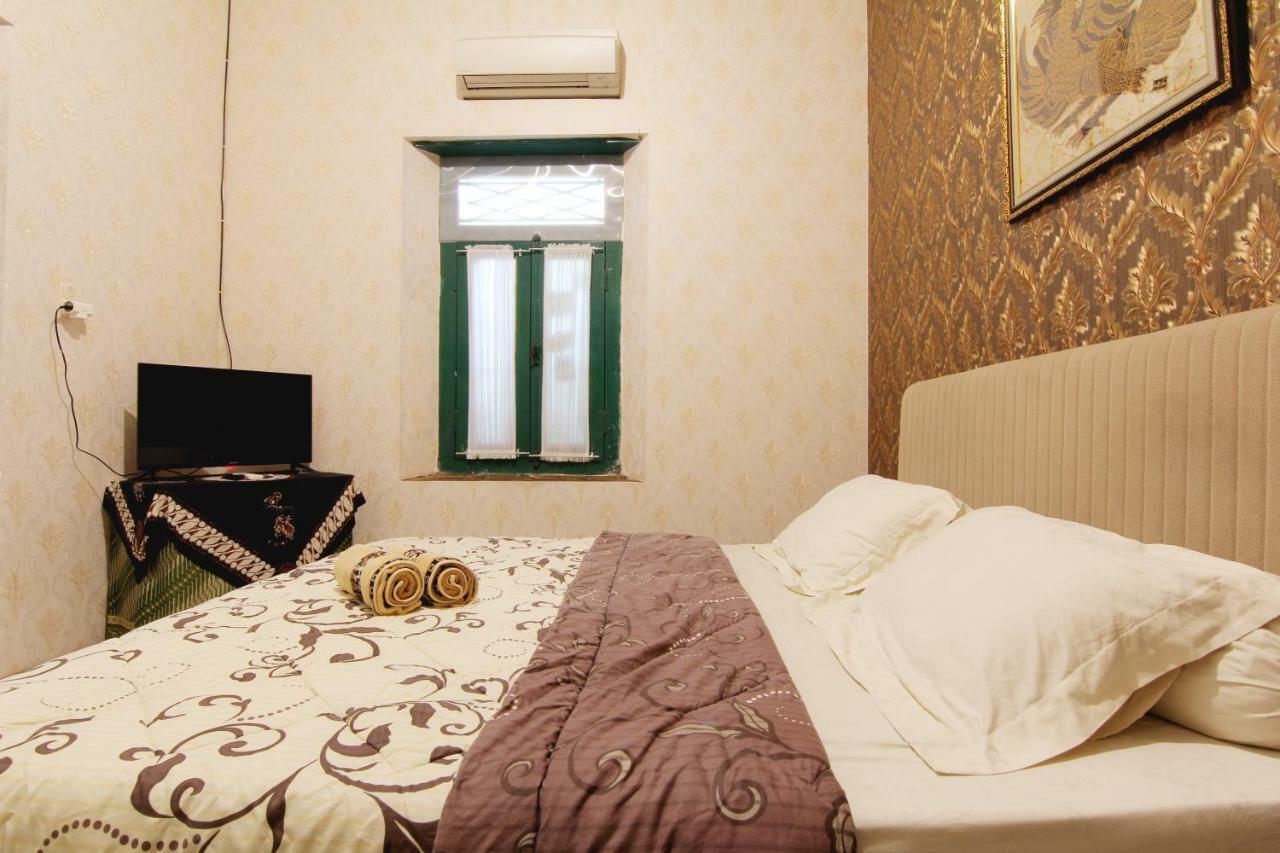 Pendopo Andari Homestay Yogyakarta Exterior photo